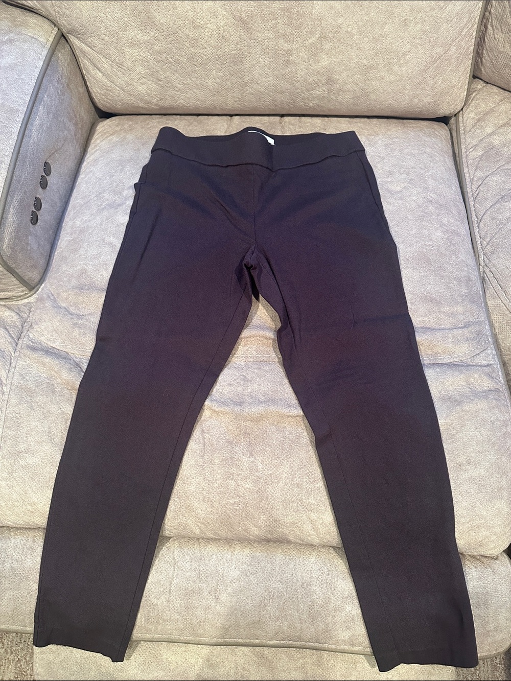 Ellen Tracy Black Pull-On pants